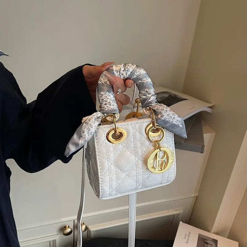 Mini Chain Crossbody Shoulder Handbag