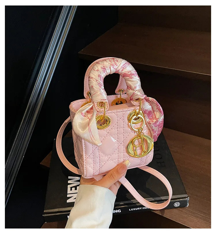 Mini Chain Crossbody Shoulder Handbag