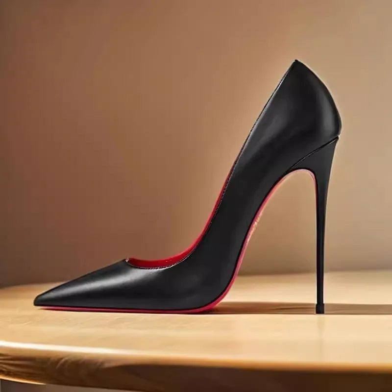 Stilletto heels matte