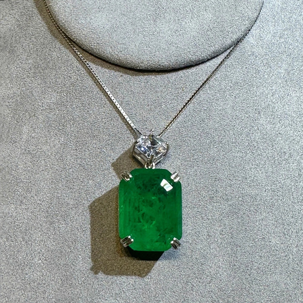 100% 925 Sterling Silver Sugar-loaf Cut 17*22 MM 22CT Emerald High Carbon Diamond Gems Pendant Necklace
