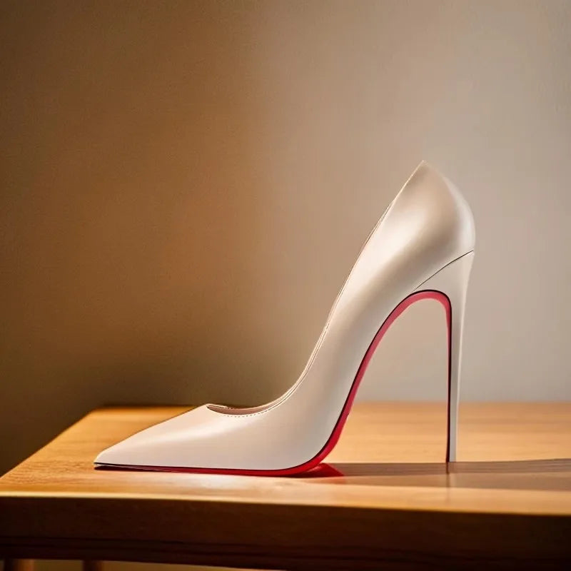 Stilletto heels matte