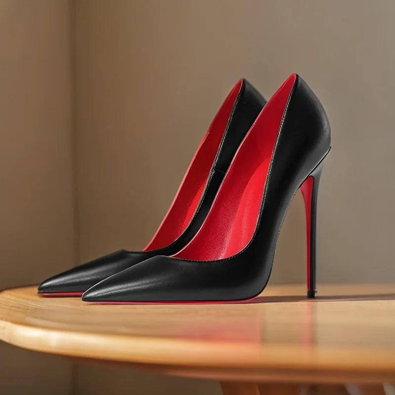 Stilletto heels matte