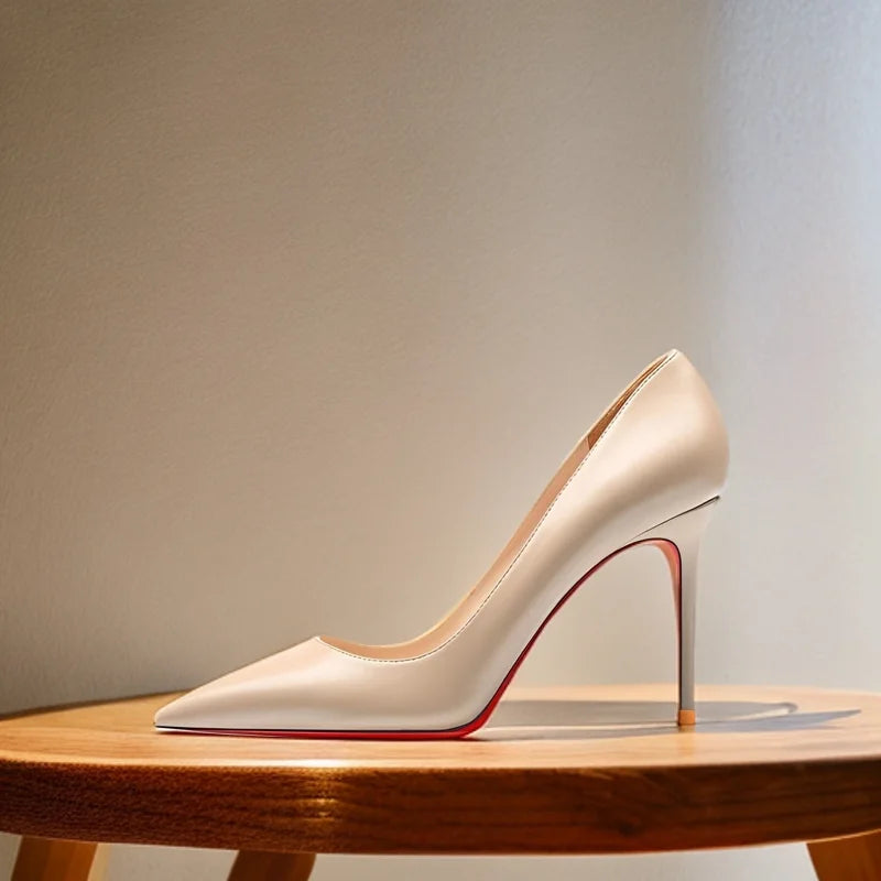 Stilletto heels matte