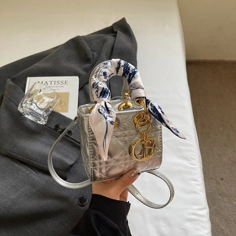 Mini Chain Crossbody Shoulder Handbag