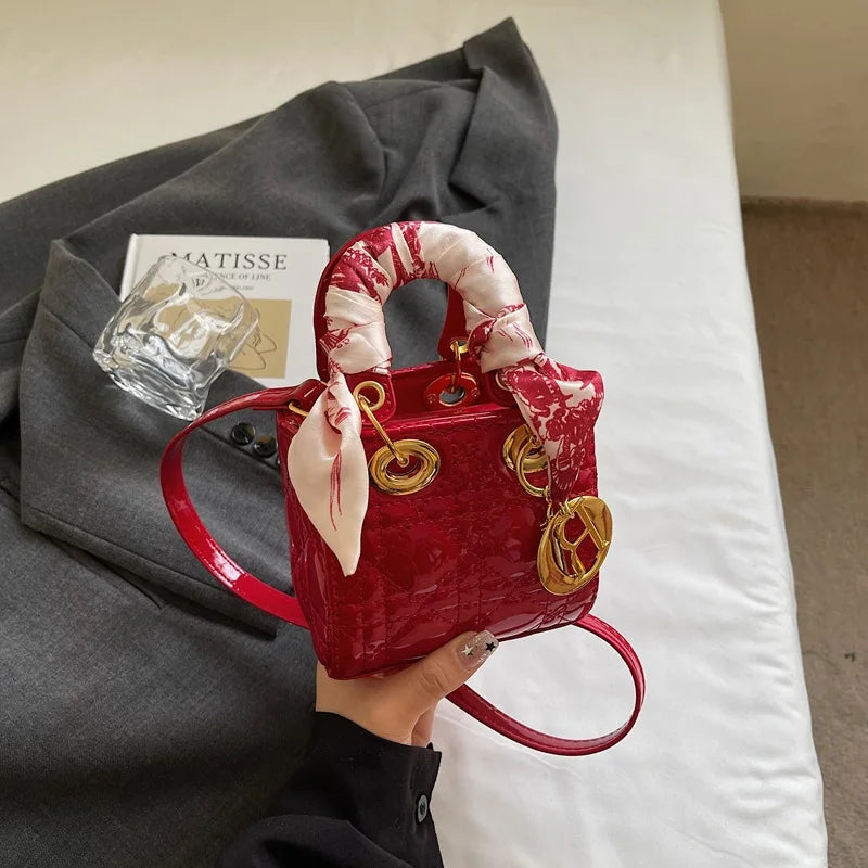 Mini Chain Crossbody Shoulder Handbag