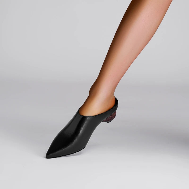 Horse Leather Muller Slippers