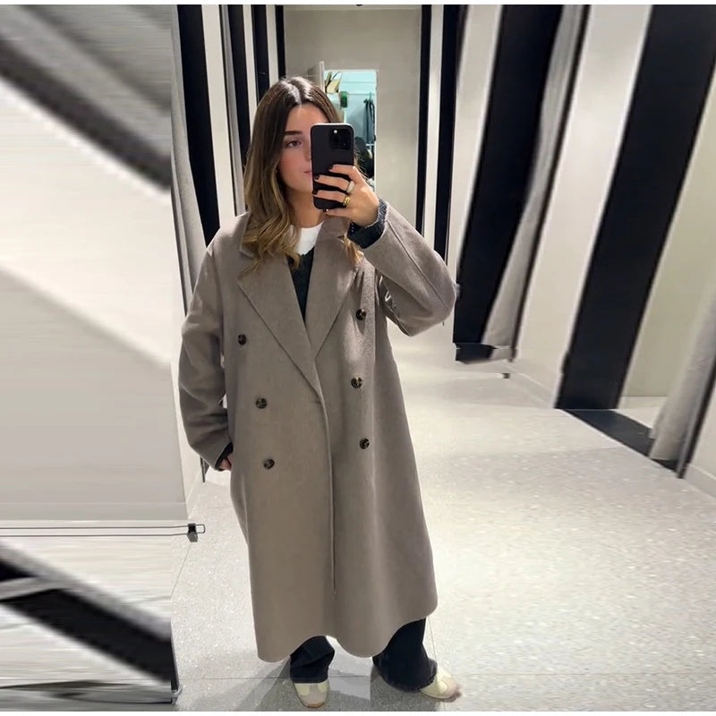 Elegant Wool Overcoat