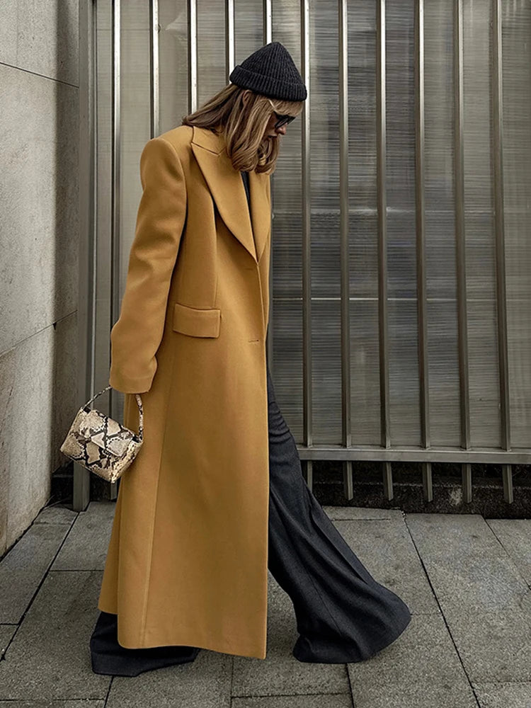 Elegant Wool Overcoat